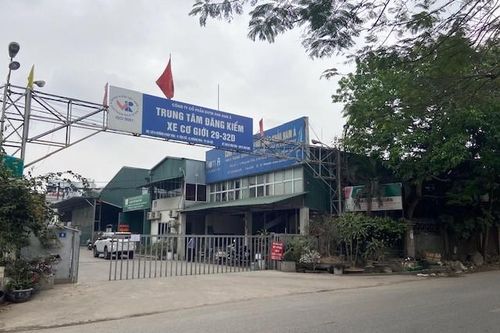 Nhận tiền 'bôi trơn', Giám đốc và 5 cán bộ Trung tâm đăng kiểm 29-32D bị bắt tạm giam