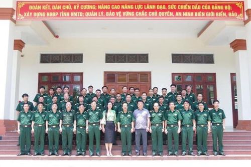 Trung tướng Lê Đức Thái làm việc với Đảng ủy, Bộ Chỉ huy BĐBP Quảng Ngãi