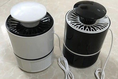 Lo sợ mắc sốt xuất huyết khi giao mùa, nhiều người dân 'đổ xô' mua đồ chống muỗi