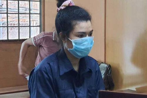 Nữ bị cáo đang nuôi con nhỏ trả giá đắt vì lòng tham