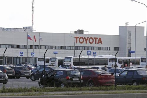 Toyota bàn giao nhà máy cho chính phủ, chấm dứt hoạt động tại Nga