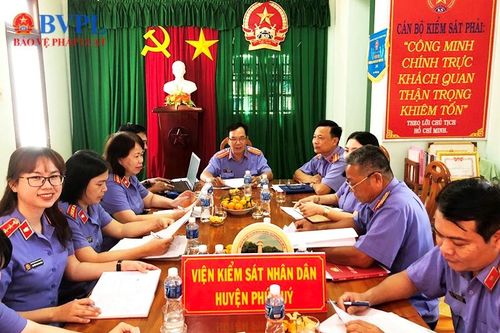 Thanh tra đột xuất hoạt động nghiệp vụ tại VKSND huyện đảo Phú Quý