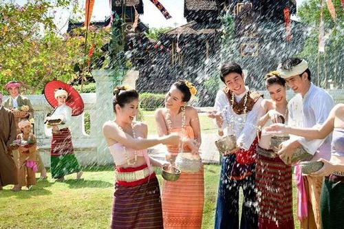 Nâng tầm Lễ hội Bunpimay Buôn Đôn thành sản phẩm du lịch mới của Đắk Lắk