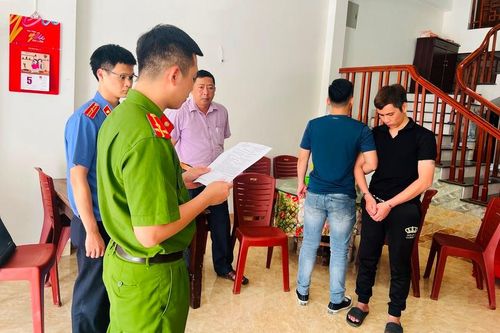 Lào Cai: Bắt khẩn cấp đối tượng cướp giật điện thoại học sinh ngay tại cổng trường