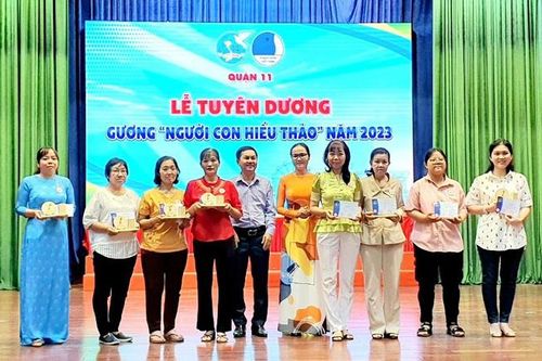 Sống hiếu thảo bằng những điều đơn giản nhất