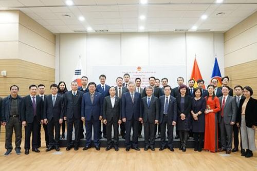 Tiếp tục hoàn thành tốt nhiệm vụ là cầu nối, sứ giả Việt Nam tại Hàn Quốc