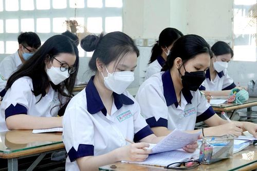 Thành phố Hồ Chí Minh: Khảo sát năng lực ngoại ngữ cho tất cả học sinh lớp 9 và lớp 11
