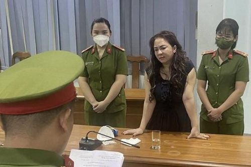 Ca sĩ Thủy Tiên, Đàm Vĩnh Hưng đòi bà Phương Hằng bồi thường tiền tỷ dựa trên căn cứ nào?