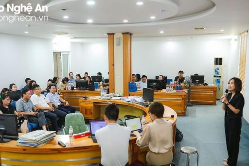 Báo Vietnamnet trao đổi kinh nghiệm phát triển báo điện tử với Báo Nghệ An