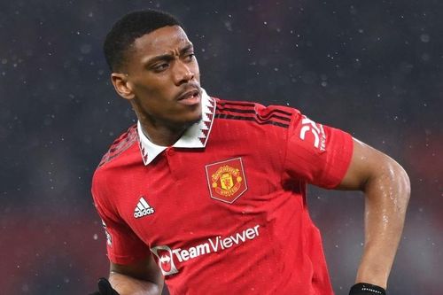 Martial ghi bàn giúp Man United lên thứ 3