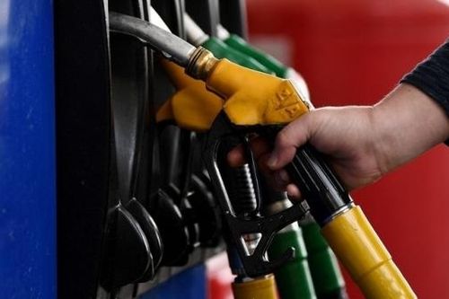 Le Figaro: Pháp đối mặt với nguy cơ thiếu xăng dầu