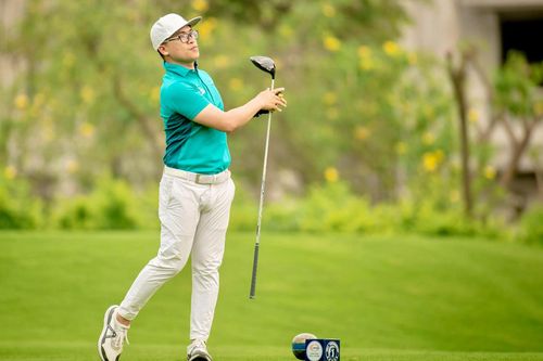 BLV golf Nam Giang: 'Chơi golf là tập yoga cho não bộ'