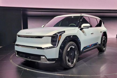 Cận cảnh xe điện Kia EV9 chuẩn bị được bán ra