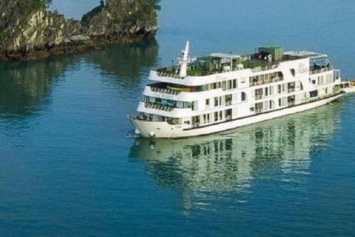 Thông tin bất ngờ vụ nữ du khách 19 tuổi tố bị hiếp dâm trên vịnh Lan Hạ