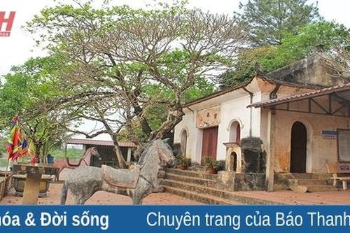 Linh thiêng Đền Cây Vải