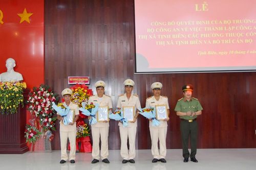Thành lập Công an thị xã Tịnh Biên