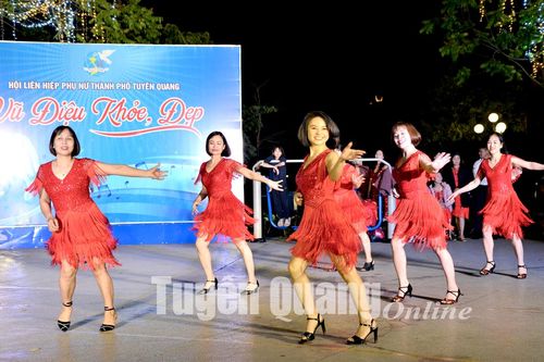 Bước nhảy hạnh phúc