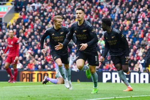 Arsenal hòa hú vía trước Liverpool