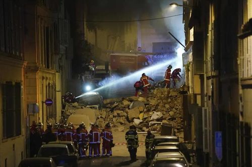 Pháp: Tìm thấy thi thể thứ 6 dưới các tòa nhà bị sập ở Marseille