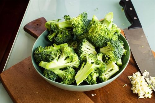 4 loại rau củ không nên bảo quản cùng trái cây