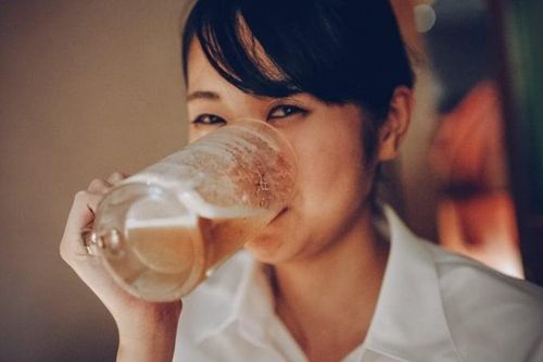 Uống rượu bia bị đỏ mặt: Tưởng vô hại nhưng lại là dấu hiệu cảnh báo nhiều bệnh nguy hiểm