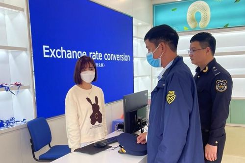 Xử phạt cửa hàng lưu niệm kinh doanh nước hoa giả mạo nhãn hiệu Chanel