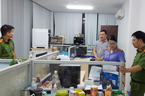 Cần Thơ: Khám xét Chi cục Đăng kiểm số 8 liên quan đến hành vi sai phạm