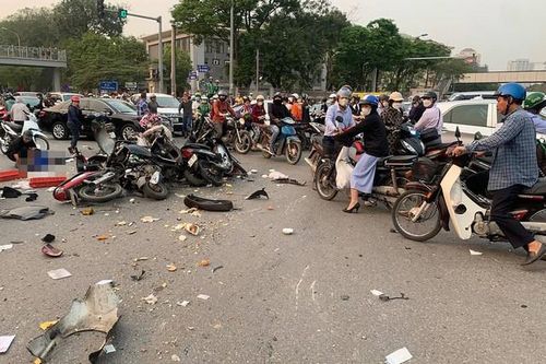 Thông tin mới nhất vụ tài xế xe ô tô gây tai nạn liên hoàn tại Hà Nội