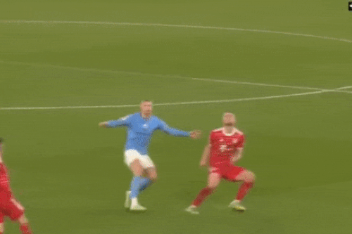 Sao Bayern ăn vạ hài hước