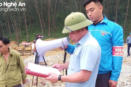 Đô Lương cưỡng chế thu hồi đất bàn giao mặt bằng thi công Quốc lộ 15A