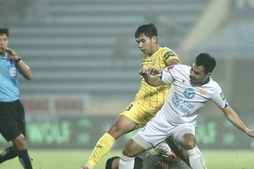 Hồng Duy tỏa sáng, Nam Định dẫn đầu V.League 2023