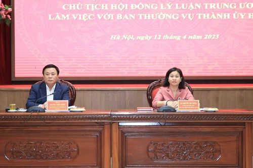 Xây dựng cơ chế đặc thù thu hút nhân tài cho công tác đào tạo, bồi dưỡng cán bộ của Thủ đô