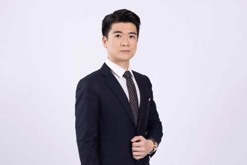 Con trai bầu Hiển làm Phó chủ tịch SHB