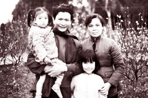 Bài thơ tặng vợ của Chế Lan Viên