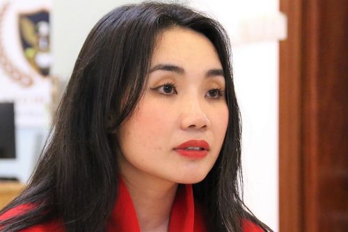 Trẻ 3 tuổi bị gãy chân sau khi đi học: 5 lần làm việc chưa tìm được nguyên nhân