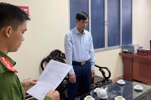 Bắt Phó Giám đốc Sở TN&MT tỉnh Cao Bằng