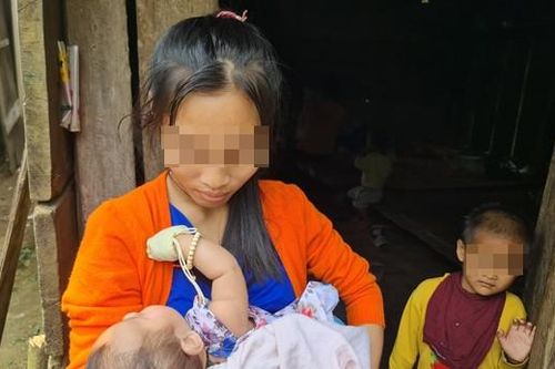 Cả làng bất ngờ bị ghẻ không rõ lý do