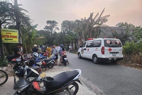 Ra tay chém tử vong bạn nhậu vì cho rằng xô ngã xe đạp