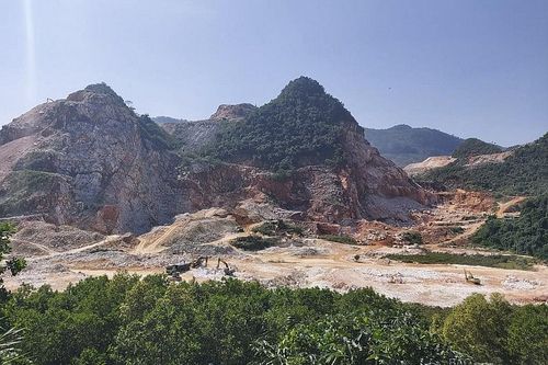 Nghệ An: Xử phạt hàng loạt doanh nghiệp khai thác khoáng sản 'dính' vi phạm đất đai