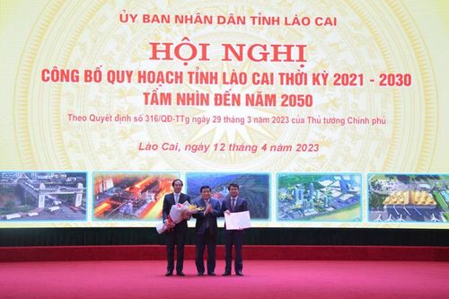 Lào Cai sẽ phát triển dựa theo 1 trục, 2 cực, 3 vùng, 4 trụ cột và 5 nhiệm vụ