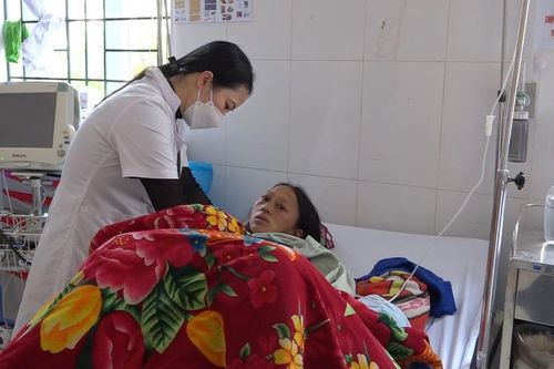 Trung tâm Y tế huyện Si Ma Cai cứu sống sản phụ bị băng huyết sau sinh