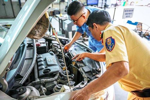 Cục Cảnh sát giao thông tiếp tục điều động cán bộ hỗ trợ đăng kiểm