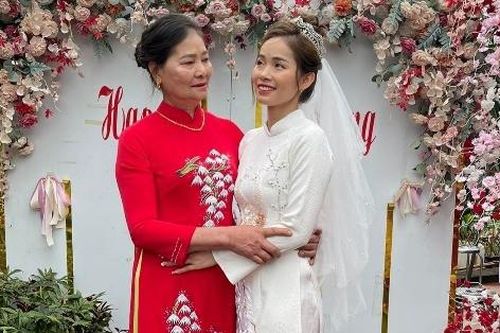 Bố mẹ chồng cũ làm đám cưới cho con dâu: Tổ chức 35 mâm, không nhận phong bì