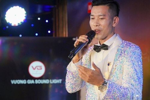 Ca sĩ Đình Thụy lần đầu trải lòng chuyện 'chạm tay vào ước mơ'