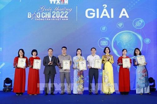 Những hình ảnh tại Lễ trao giải báo chí Thông tấn xã Việt Nam năm 2022