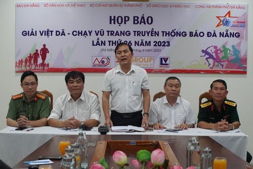 Gần 900 VĐV tham gia giải Việt dã - chạy Vũ trang truyền thống Báo Đà Nẵng