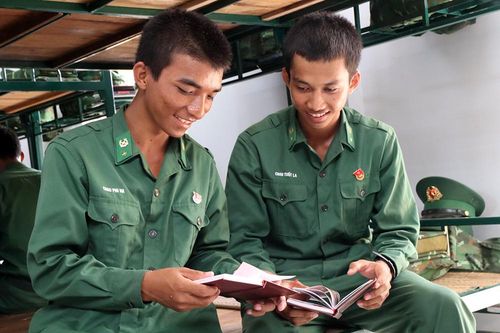Chol Chnam Thmay trong quân ngũ