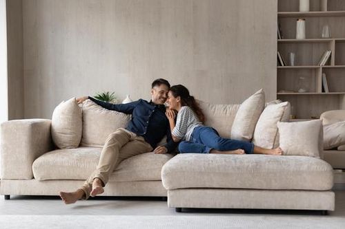 9 hành động ý nghĩa với bạn đời hơn cả lời yêu