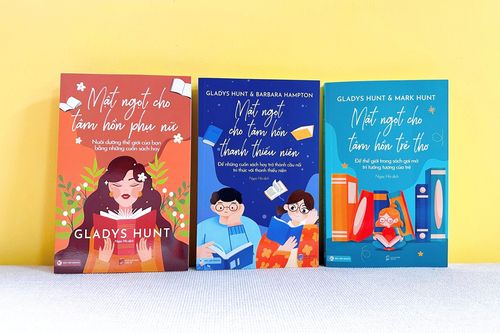 Bộ sách 'Mật ngọt cho tâm hồn' dành cho phụ nữ, thanh thiếu niên và trẻ thơ