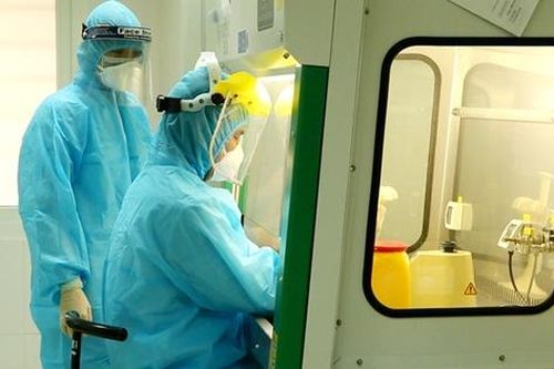 Thêm 775 ca mắc COVID-19; 10 bệnh nhân đang thở oxy